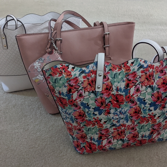 Kelly & Katie Freya Tote - Picture 3 of 5